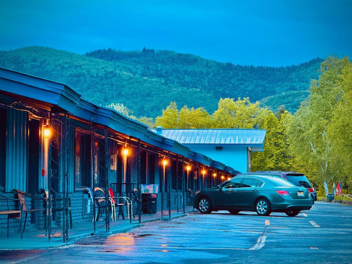 Travelodge by Wyndham Lake George NY - main image