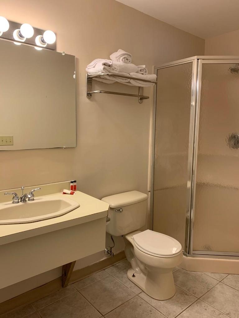 Travelodge by Wyndham Lake George NY - image 3