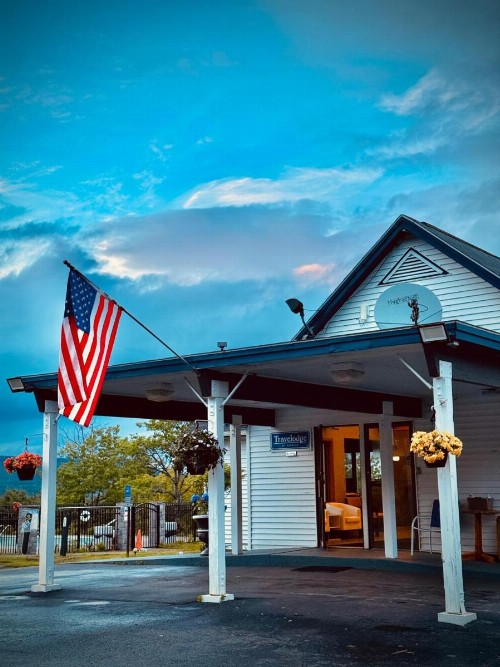 Travelodge by Wyndham Lake George NY - image 46