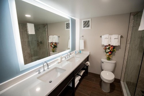 Fort William Henry Hotel - image 22