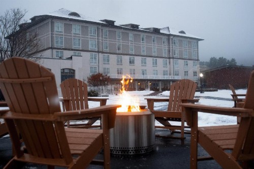Fort William Henry Hotel - image 35
