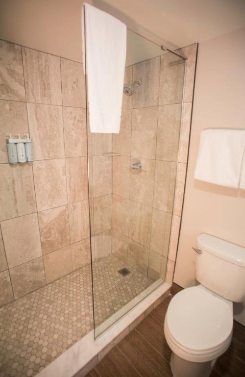 Fort William Henry Hotel - image 45