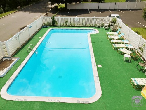 Lido Motel Lake George - image 36