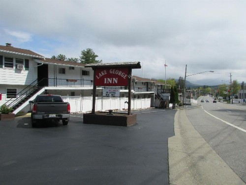 The Lake George Inn - image 14