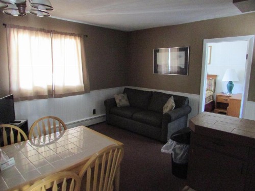 The Lake George Inn - image 34