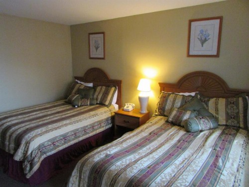 The Lake George Inn - image 38