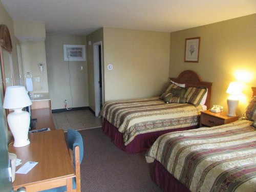 The Lake George Inn - image 39