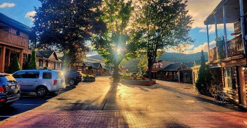 Lake Crest Inn - image 22