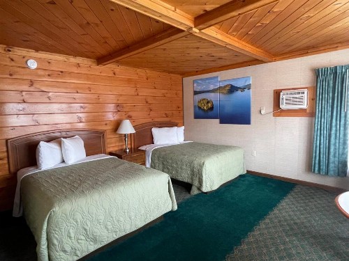 Lake Crest Inn - image 48