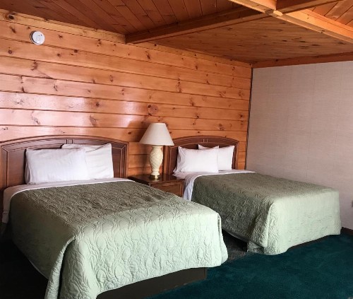 Lake Crest Inn - image 6