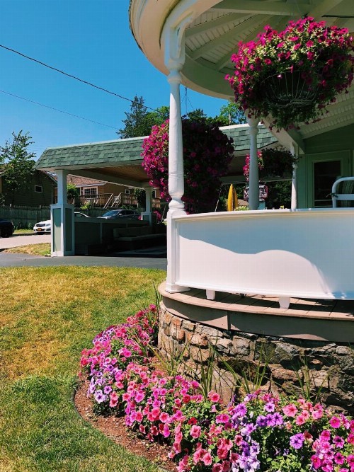 Shore Meadows Lodge LLC - image 10