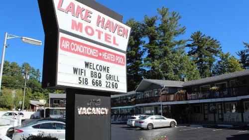 Lake Haven Motel