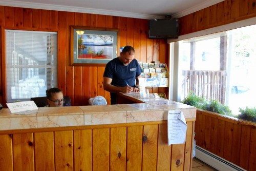 Lake Haven Motel - image 20