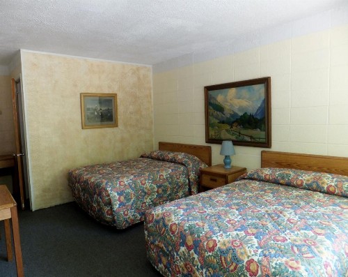Windsor Motel - image 18