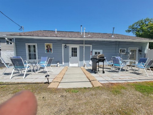 Windsor Motel - image 27