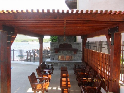 The Lake Motel - image 14