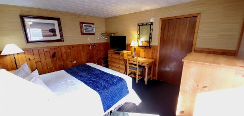 The Lake Motel - image 7
