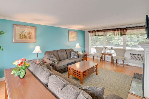 Pinebrook - Three Bedroom House - image 11