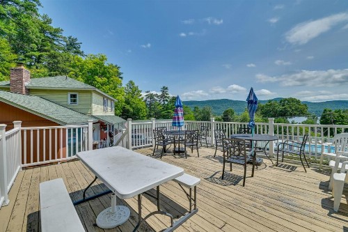 Pinebrook - Three Bedroom House - image 12