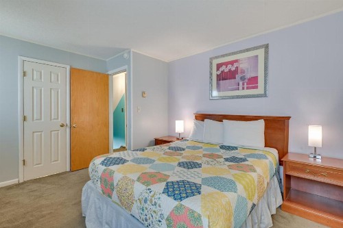 Pinebrook - Three Bedroom House - image 14