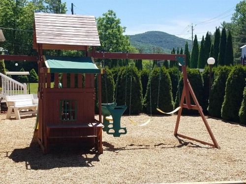 Seven Dwarfs Cabins - White Cabin - image 15