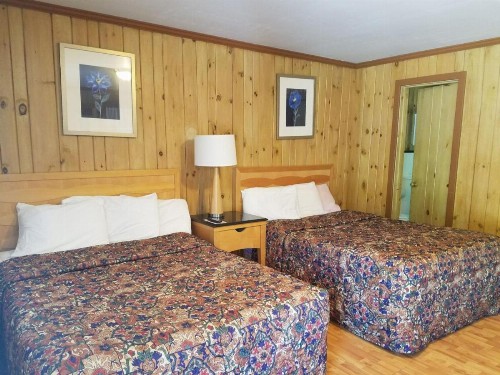 Seven Dwarfs Cabins - Brown Cabins - image 16