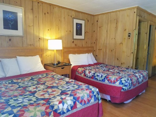 Seven Dwarfs Cabins - Brown Cabins - image 22