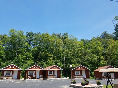 Seven Dwarfs Cabins - Brown Cabins - image 24