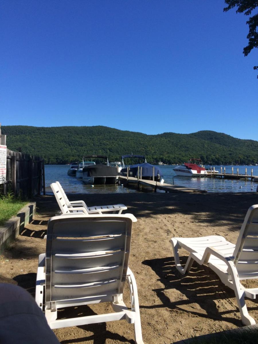 The Sundowner on Lake George - image 7