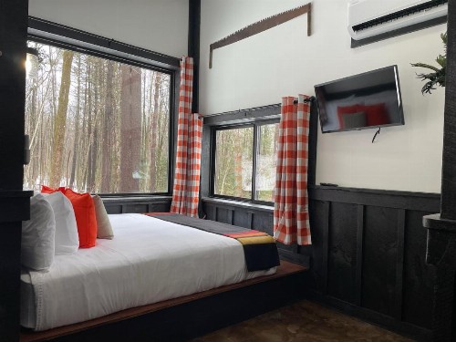 Forest Hill Lodging - image 19