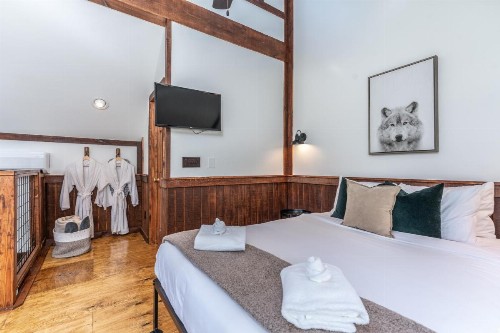 Forest Hill Lodging - image 28