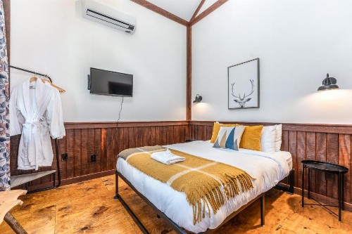 Forest Hill Lodging - image 33