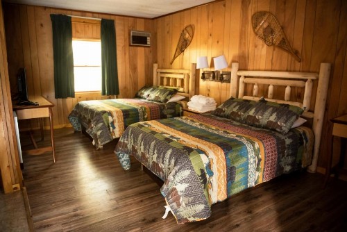 Forest Hill Lodging - image 48