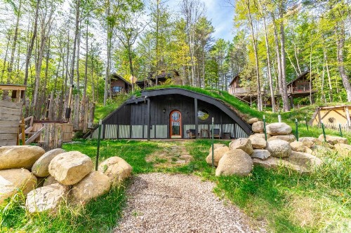Forest Hill Lodging - image 6