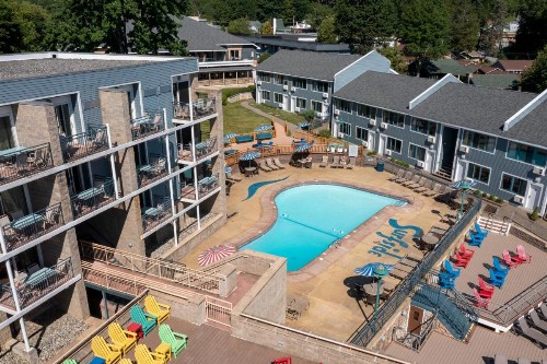 Surfside On The Lake - image 9