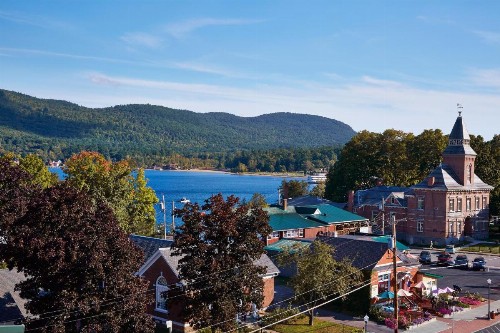 Courtyard by Marriott Lake George - image 2