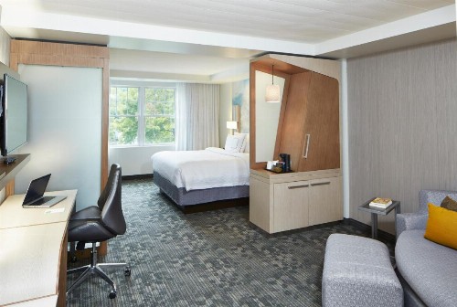 Courtyard by Marriott Lake George - image 27