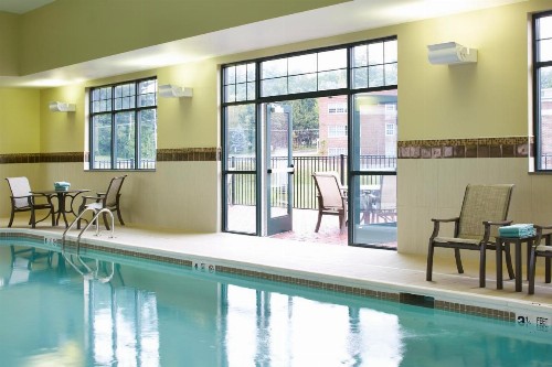 Courtyard by Marriott Lake George - image 42