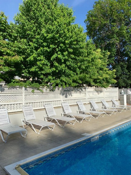 Green Acres Motel - image 10