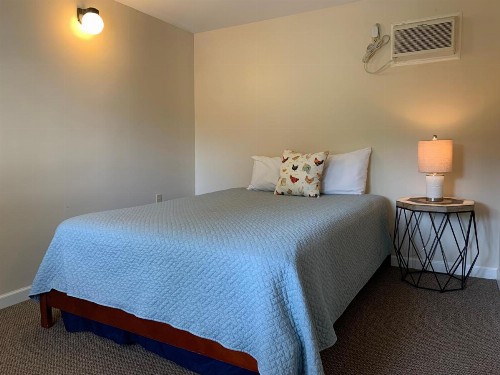 Green Acres Motel - image 23
