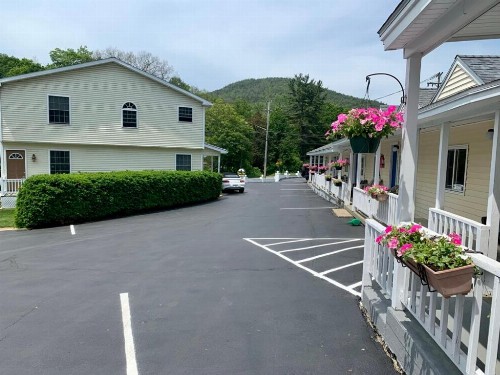 Green Acres Motel - image 41