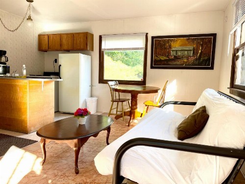 Rock Castle Resort - image 11