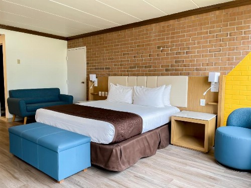 Split Rock Resort - image 26