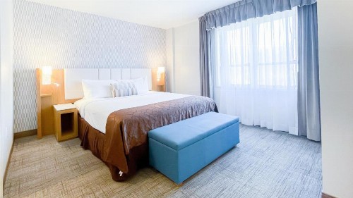 Split Rock Resort - image 33