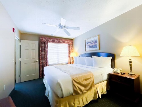 Split Rock Resort - image 34
