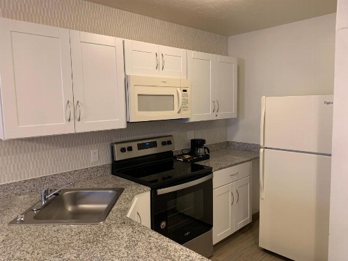 Split Rock Resort - image 37
