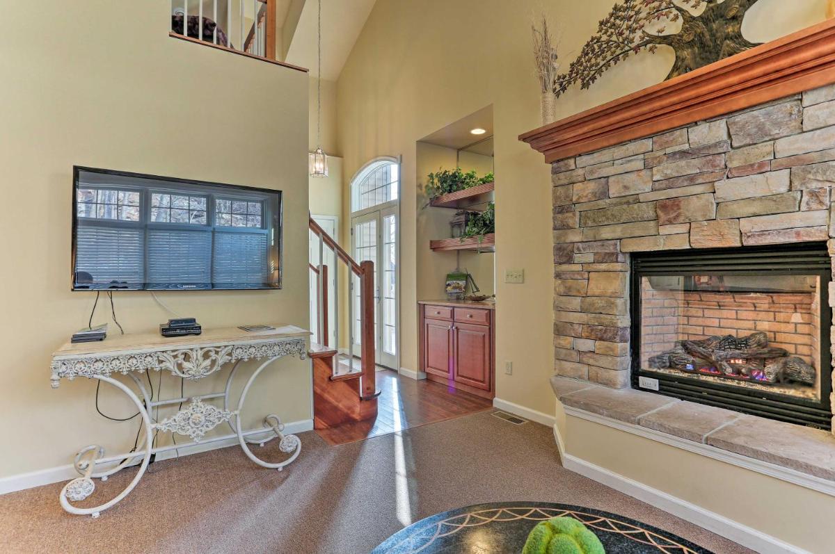 Family Townhome Less Than 1Mi to Big Boulder Lake and Mountain - image 6