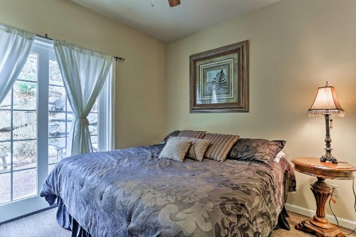 Family Townhome Less Than 1Mi to Big Boulder Lake and Mountain - image 9
