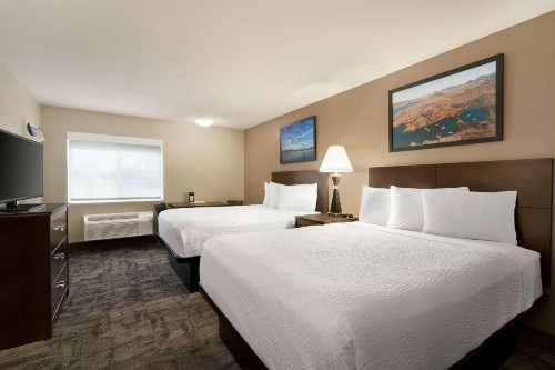 Travelodge by Wyndham Lake Havasu - image 17