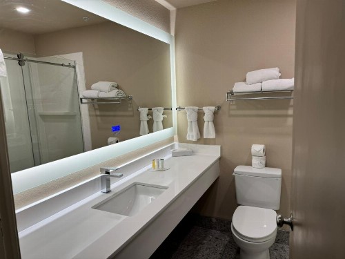Travelodge by Wyndham Lake Havasu - image 3
